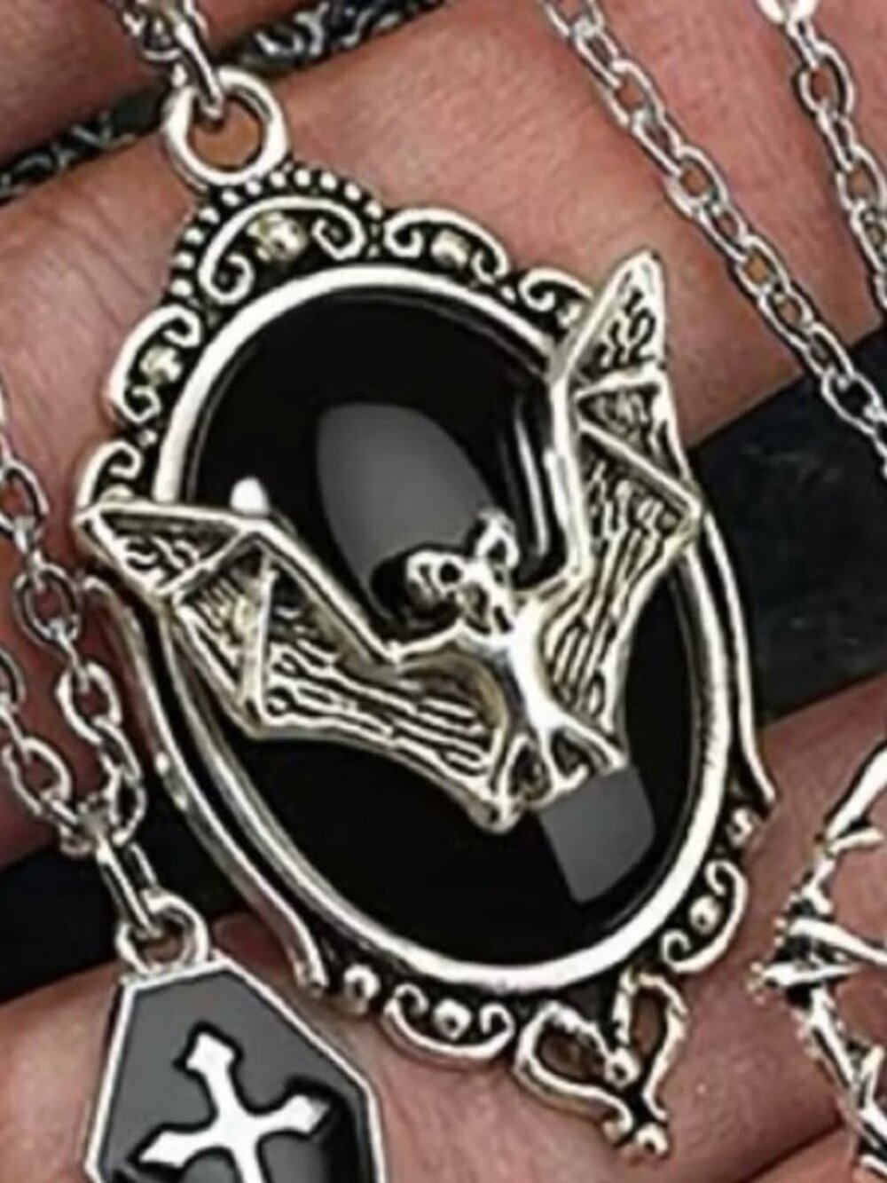 ⭐️ Gothic Black Bat Pendant Necklace